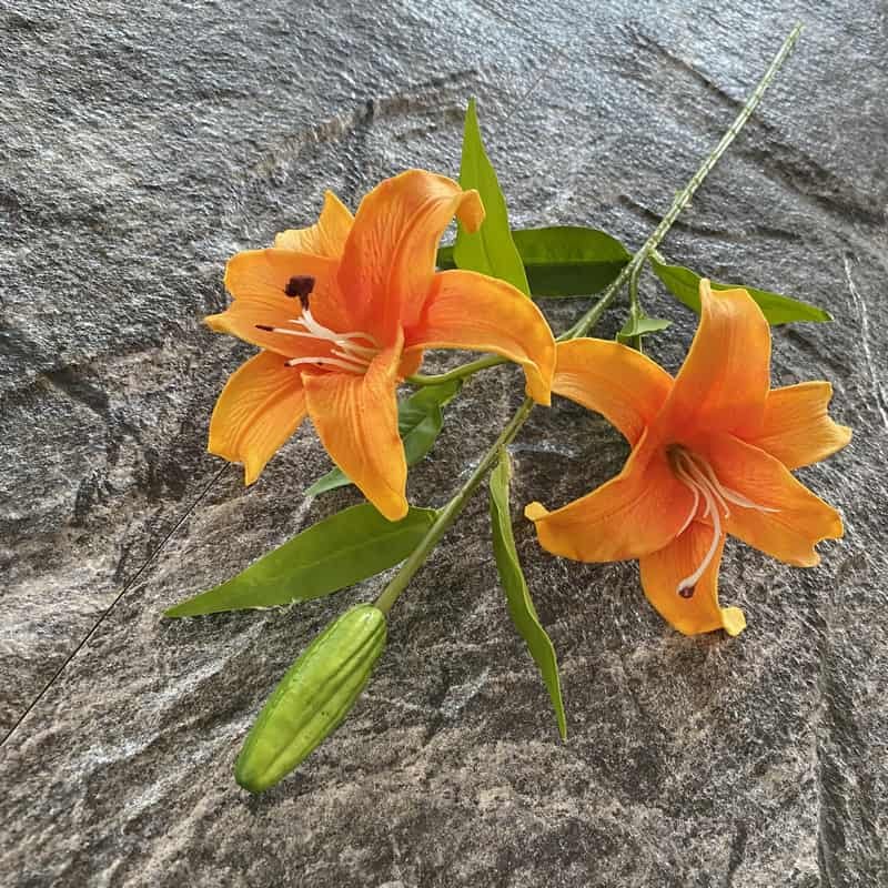 Artificial Lily Flowers for Bridal Handheld Bouquet 3 Artificial Lily Flowers for Bridal Handheld Bouquet 16