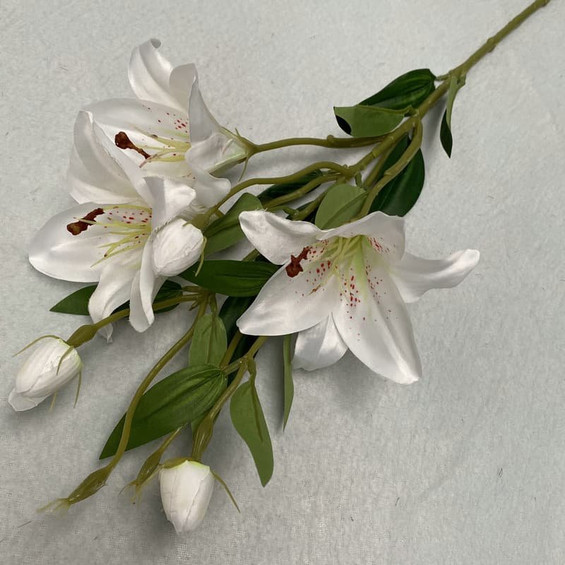 Silk Lily Flowers for Home and Party Decoration 4 Silk Lily Flowers for Home and Party Decoration 4