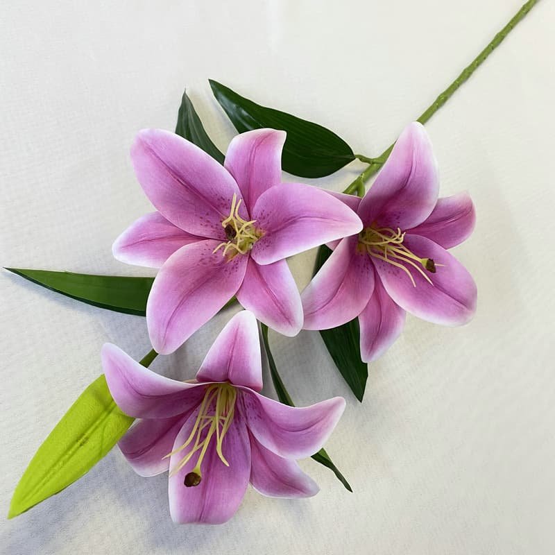 Silk Lily Flowers for Wedding Centerpiece Decoration 3 Silk Lily Flowers for Wedding Centerpiece Decoration 13