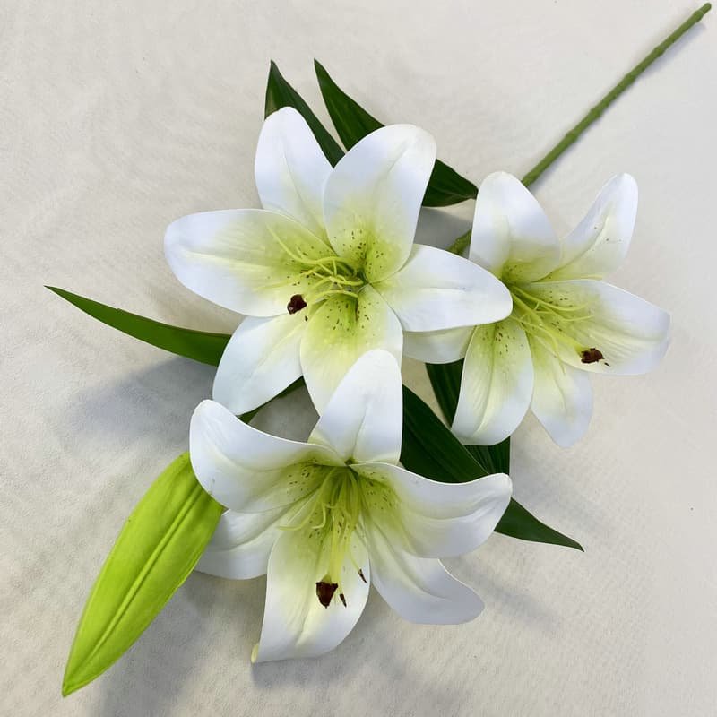 Silk Lily Flowers for Wedding Centerpiece Decoration 8 Silk Lily Flowers for Wedding Centerpiece Decoration 8