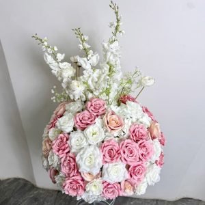 Artificial flower bouquet for wedding tables