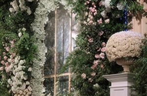 Blog 6 Different artificial flower materials including silk flowers, real touch flowers, foam flowers, and PE greenery for B2B sourcing
