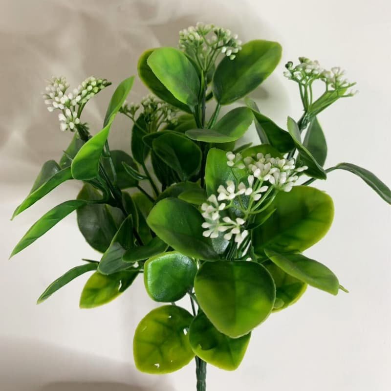 10 Common Mistakes When Bulk Artificial Wedding Flowers for Events 5 Artificial Holly Bean Greenery